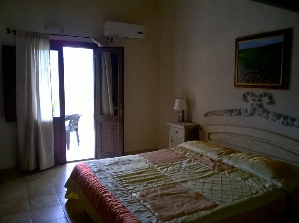 Hotel Valle Del Cedrino Galtellì Extérieur photo