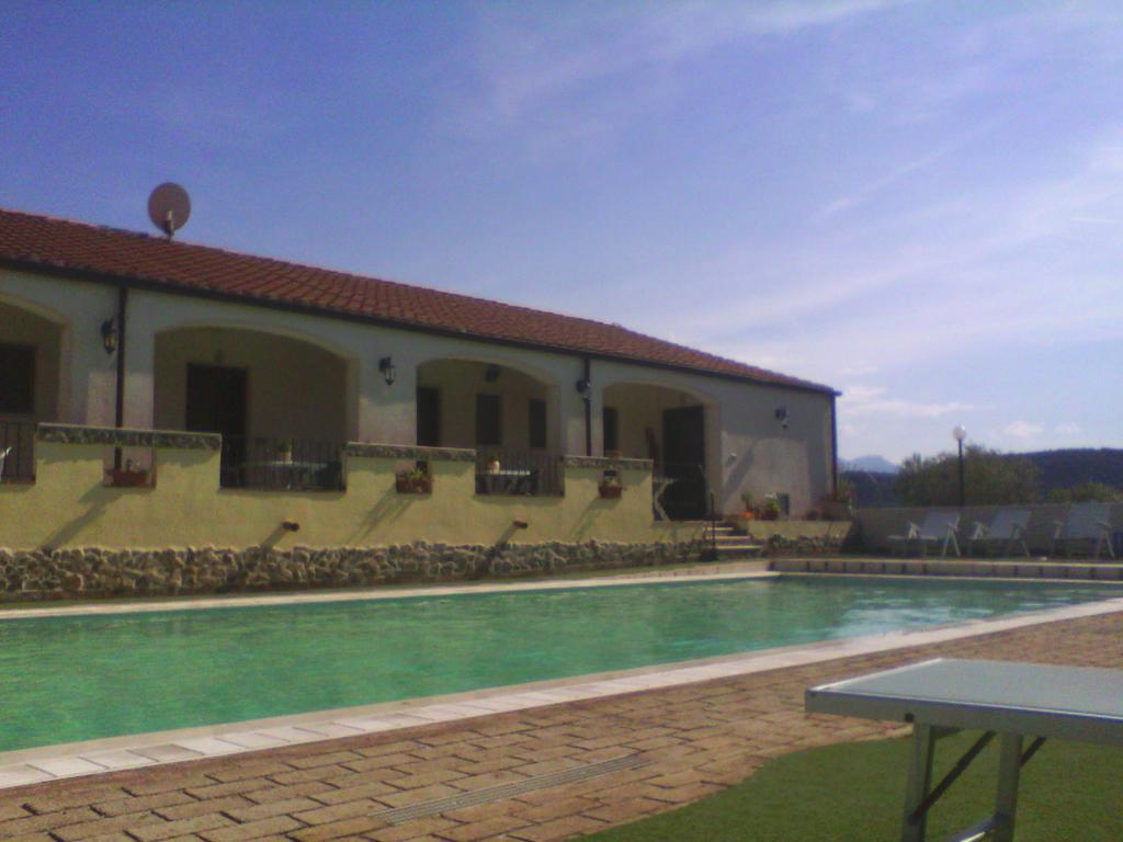 Hotel Valle Del Cedrino Galtellì Extérieur photo