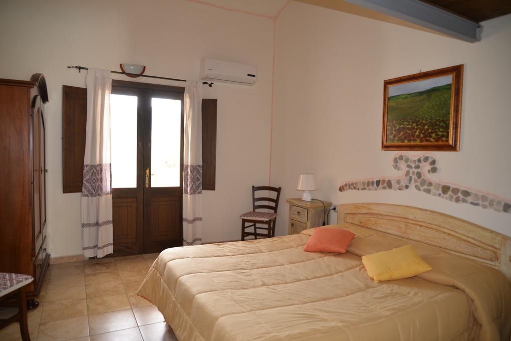 Hotel Valle Del Cedrino Galtellì Extérieur photo