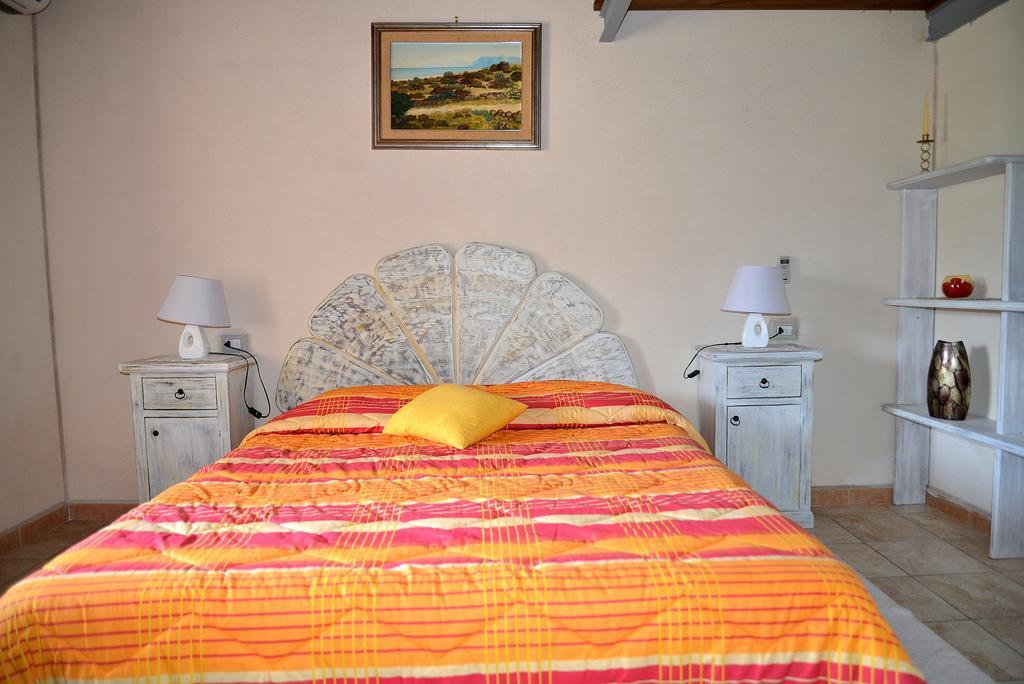Hotel Valle Del Cedrino Galtellì Extérieur photo