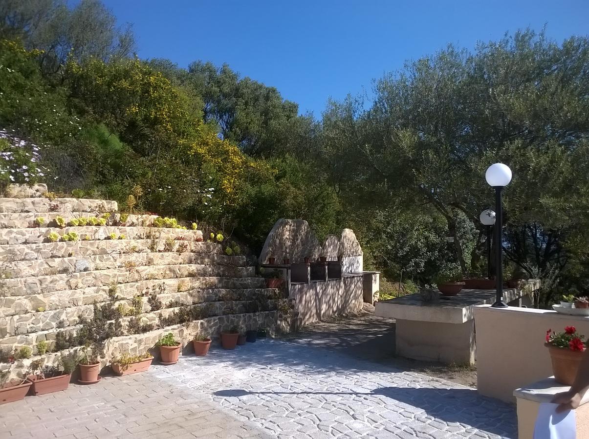 Hotel Valle Del Cedrino Galtellì Extérieur photo